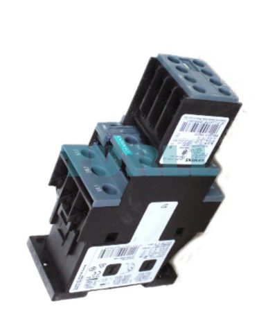 Siemens 3RT2023-1AL24 Power Contactor 9A, 4kW, 3-Pole, 230V AC, S0 Size, 2NO+2NC Auxiliary